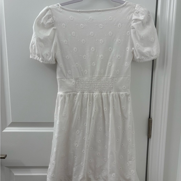 White Daisy Mini Dress - Picture 3 of 3